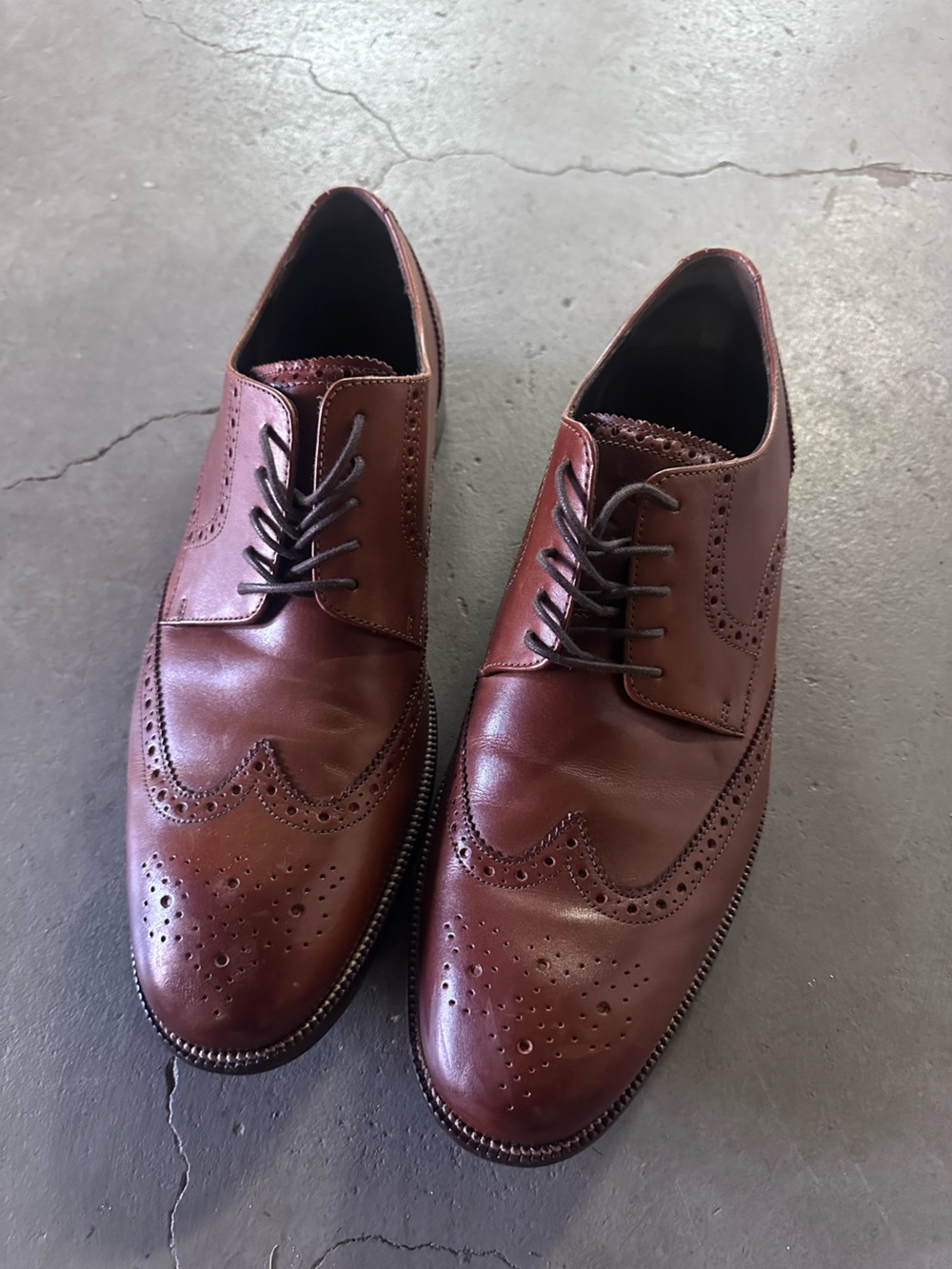 Cole Haan Men's Classic Wingtip Oxford Leather Dress Shoes - Brown
